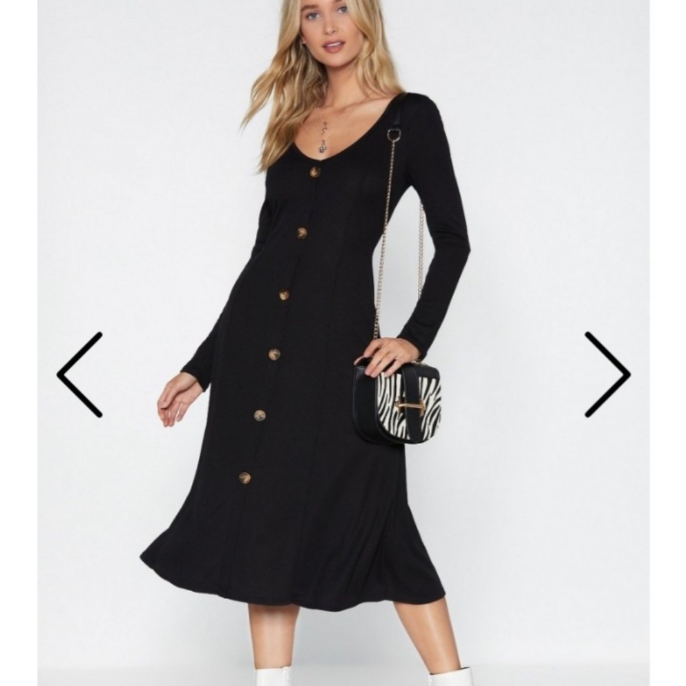 2/$30 Nasty Gal Beige Midi Dress
